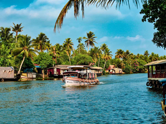 Kerla Tour Package